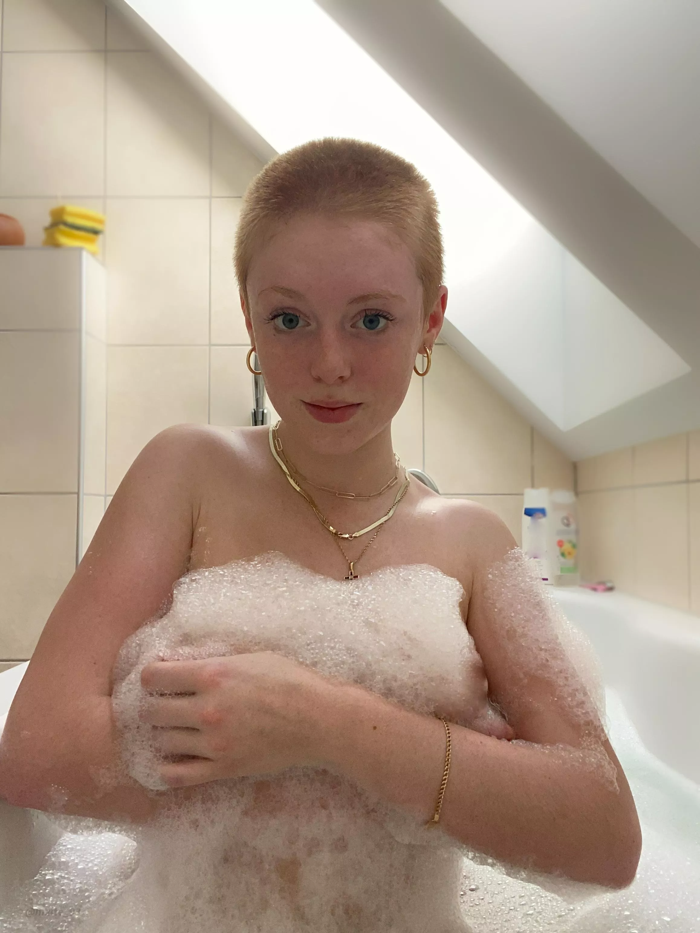 Today was bathtub day😋