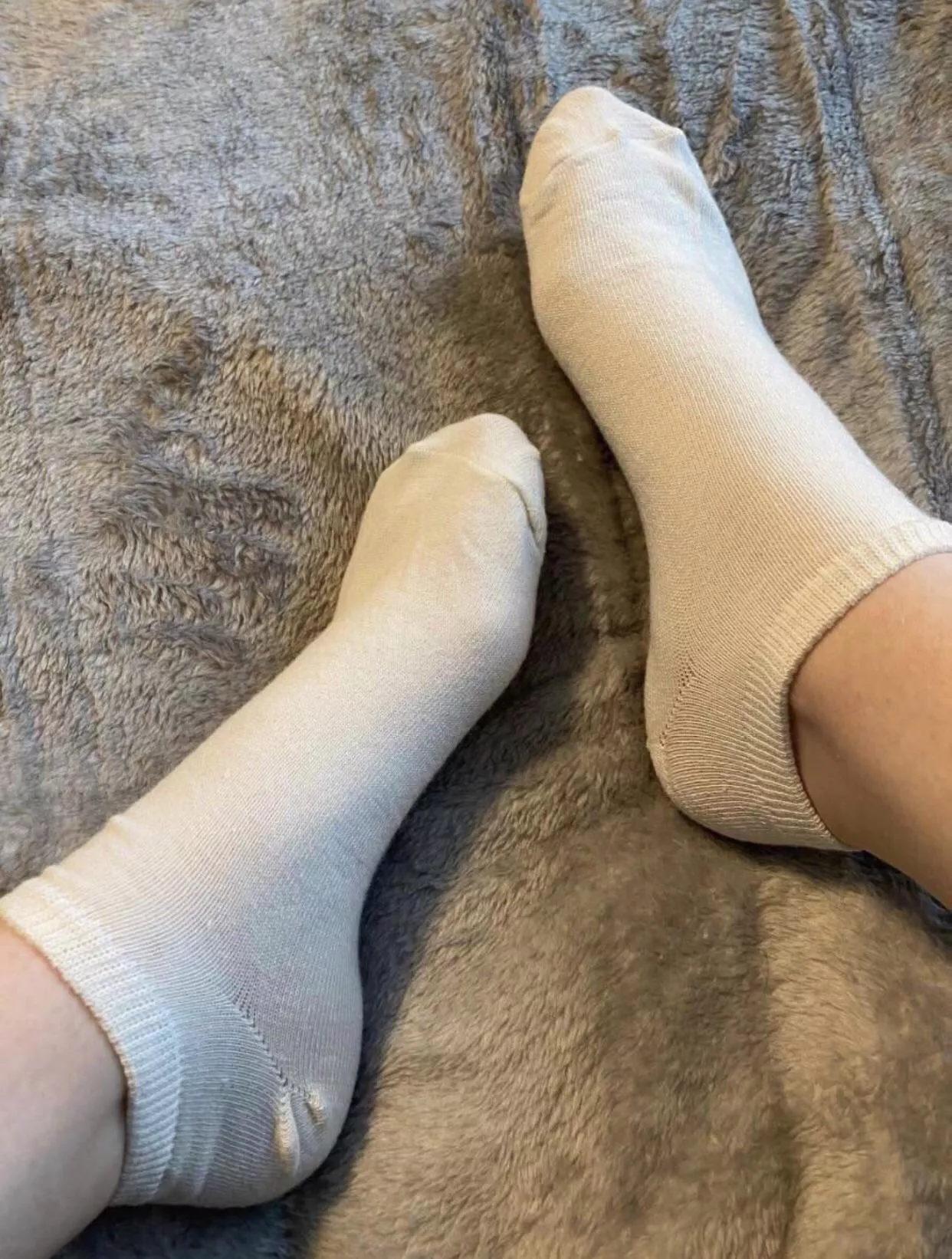 Todays pair is ready to put in some work 😇🤍 $10 per pair with free shipping