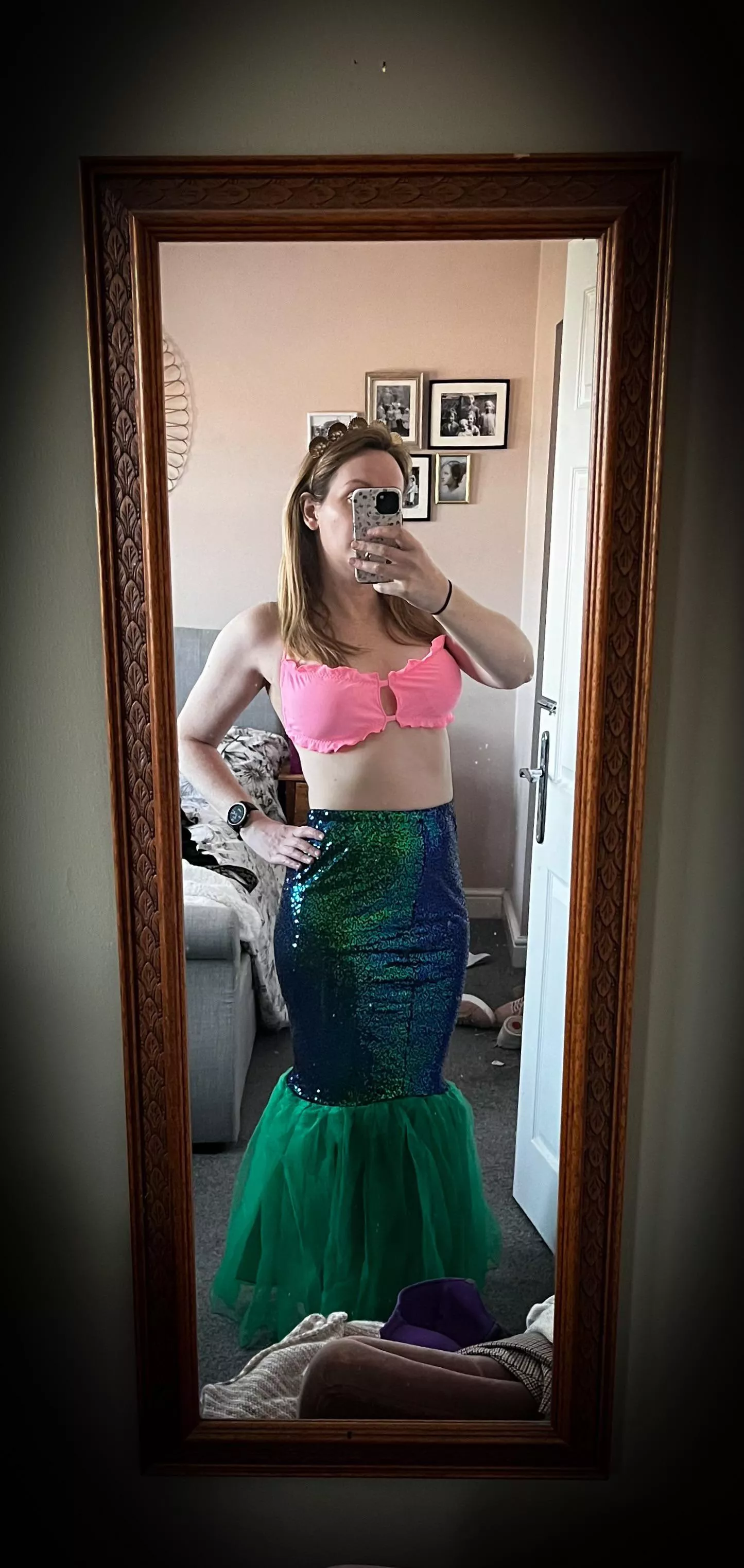 Trying on my mermaid cosplay outfit [f]