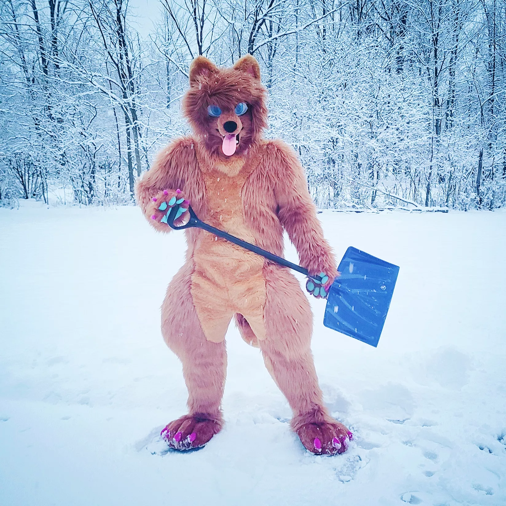 Trying to stay warm on Fursuit Friday hope you have fun weekend plans