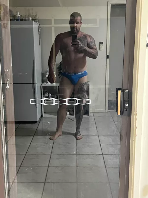 Want to see more of this Aussie man