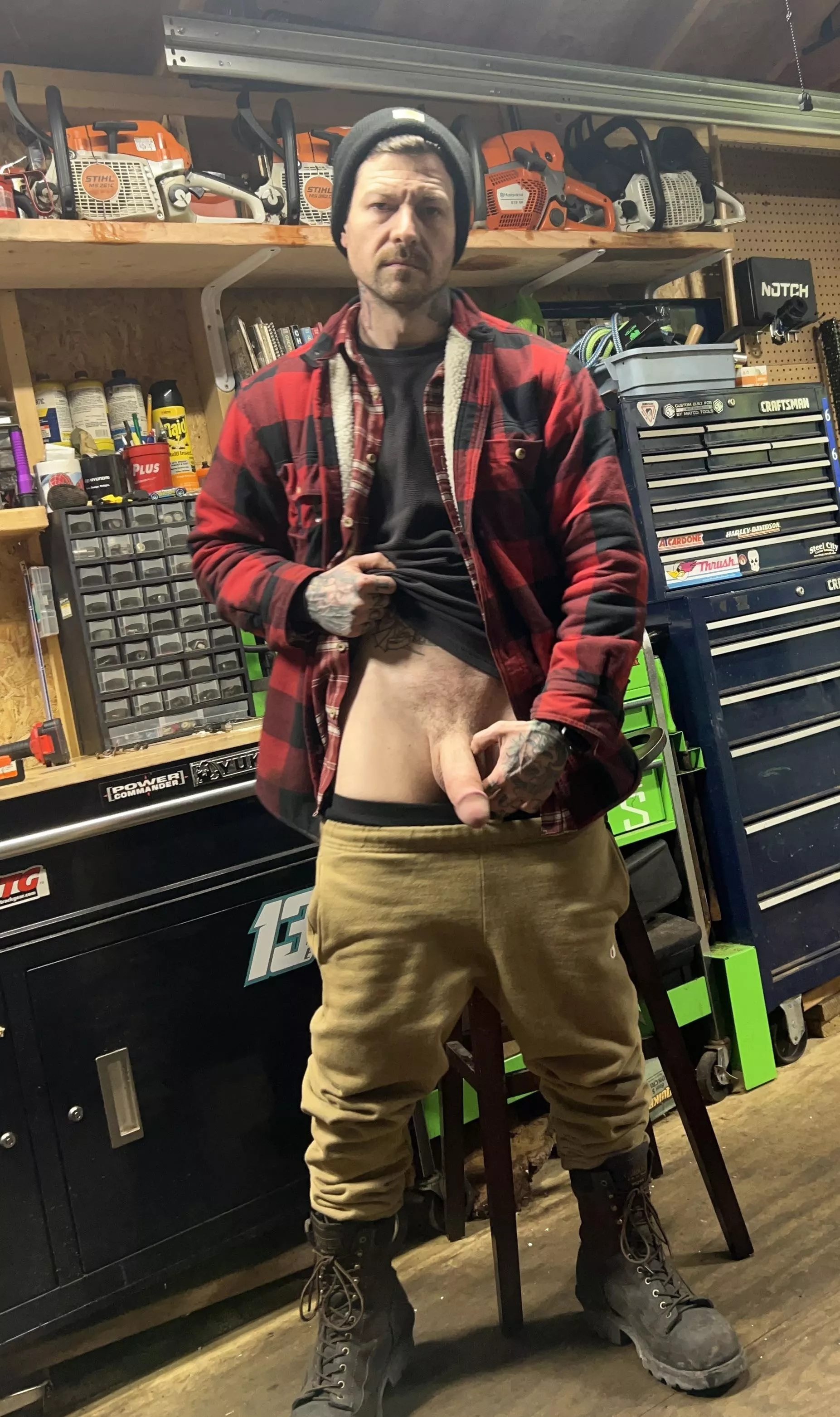 Who likes a working man? (37)