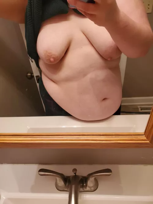 Who wants to suck my saggy tits?