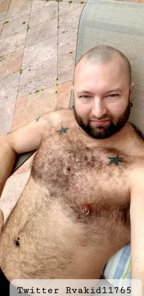 Who will give me a rub