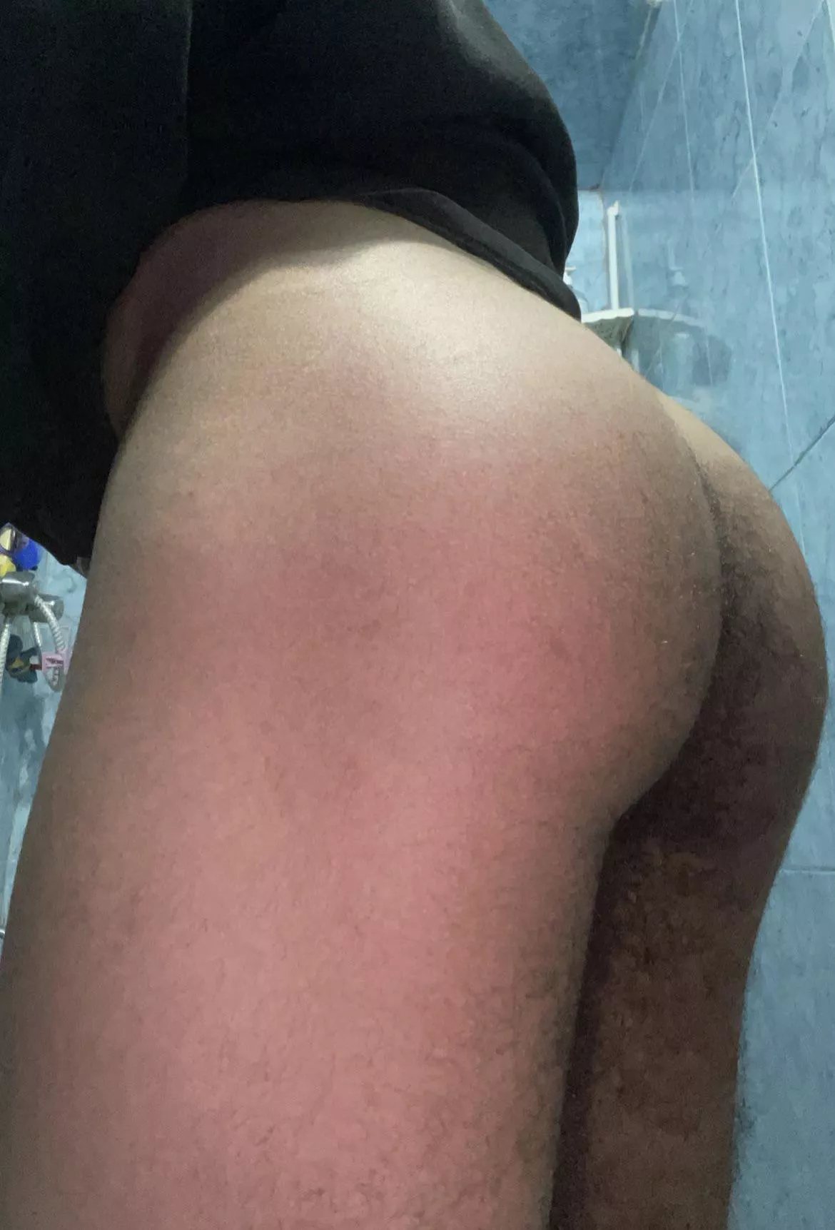 18yo sub wants big dick