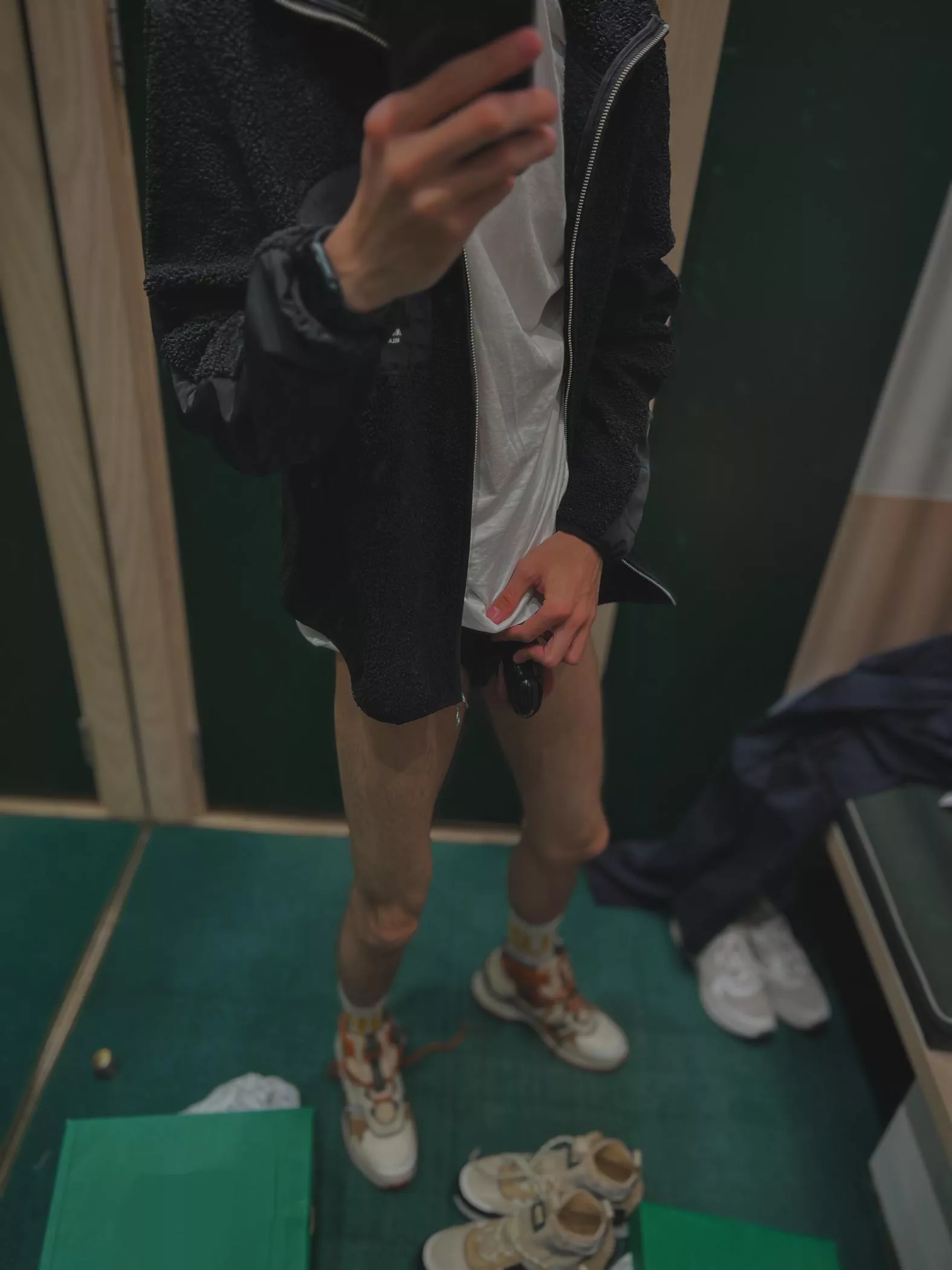 [20] locked and cum deprived 🥹