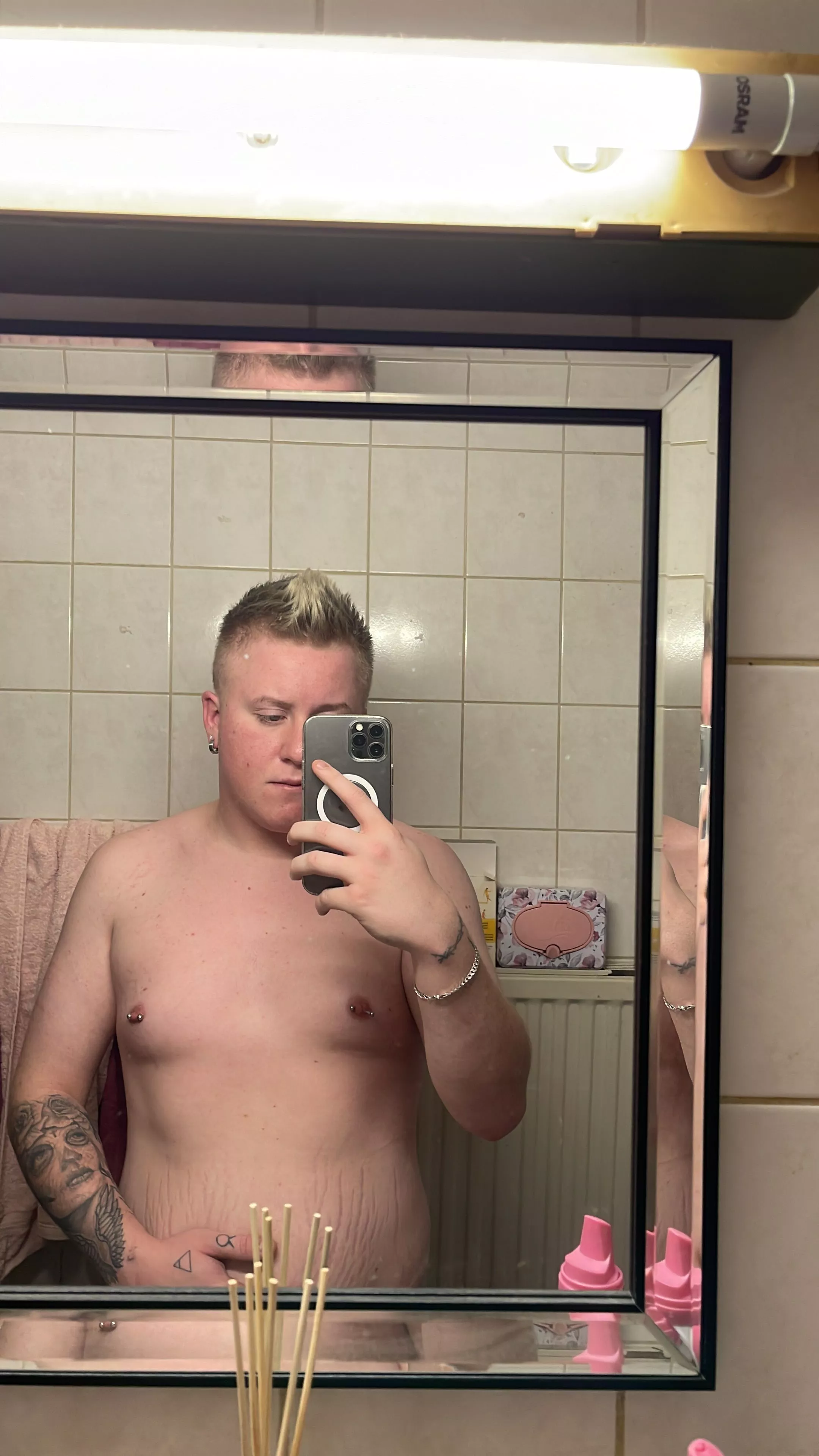 (21) I hope this view makes you horny 🥵