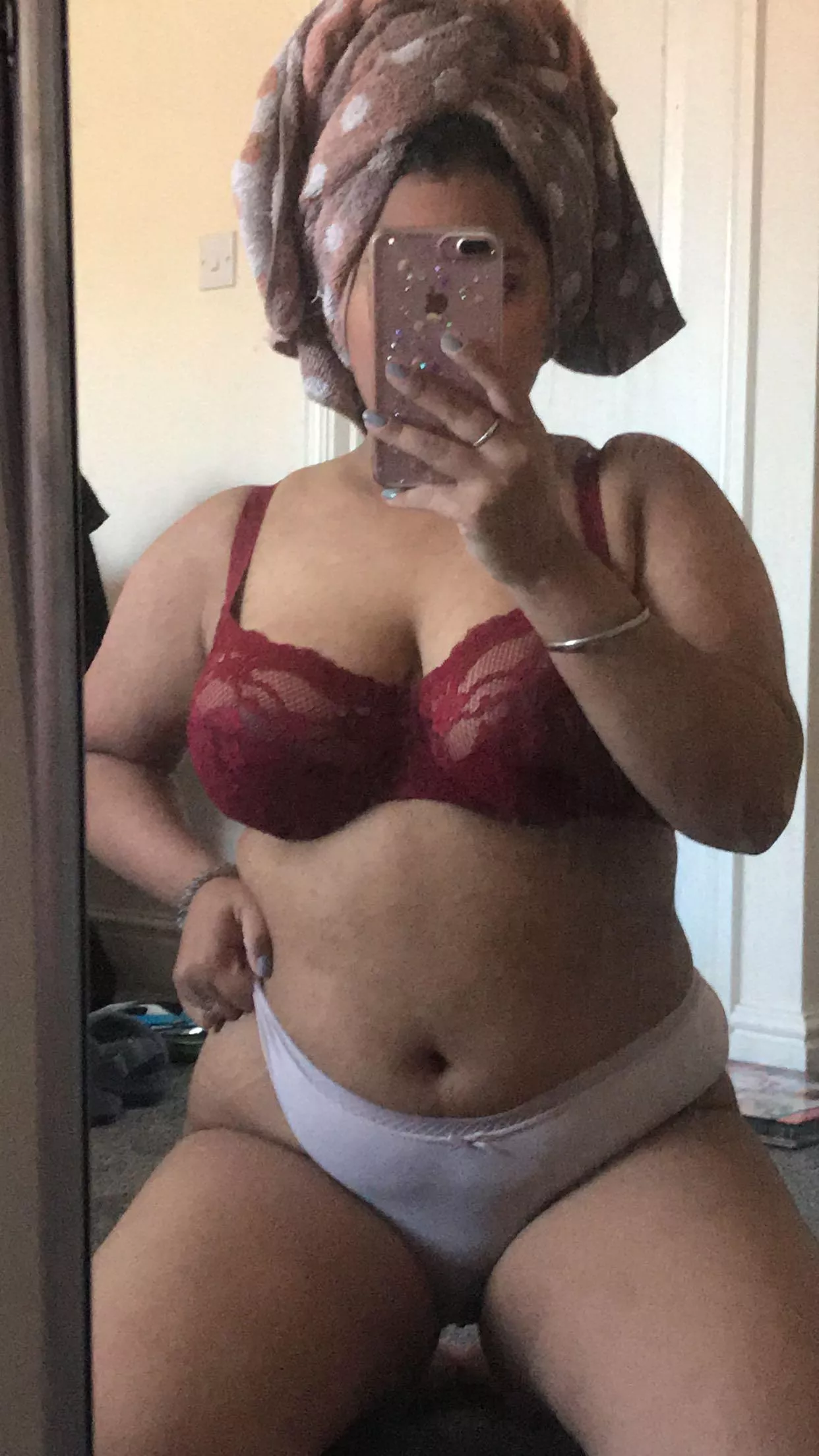 5’2 Indian slut [f]or you x