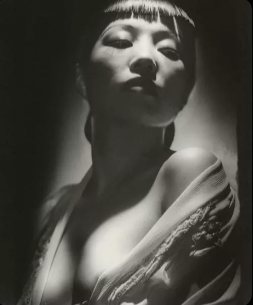 ANNA MAY WONG 1931