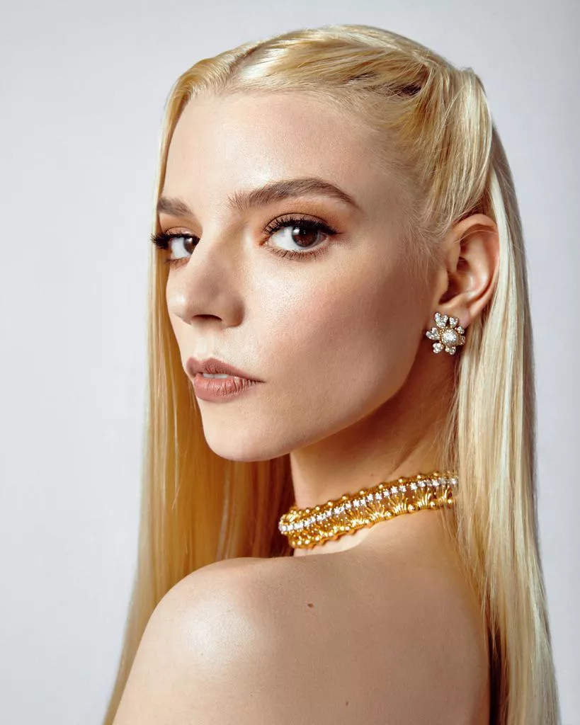 Anybody wanna jerk together for Anya Taylor-Joy?