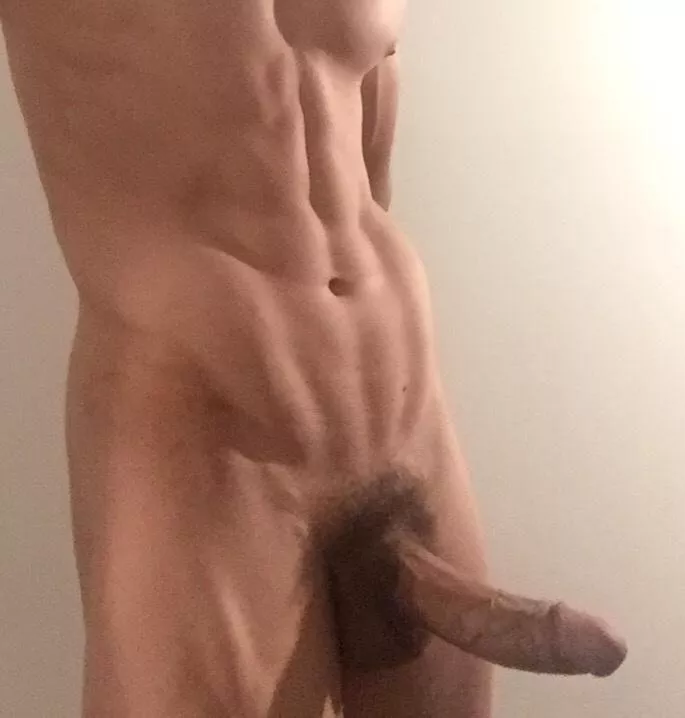Anyone want to suck my 40yr old cock?