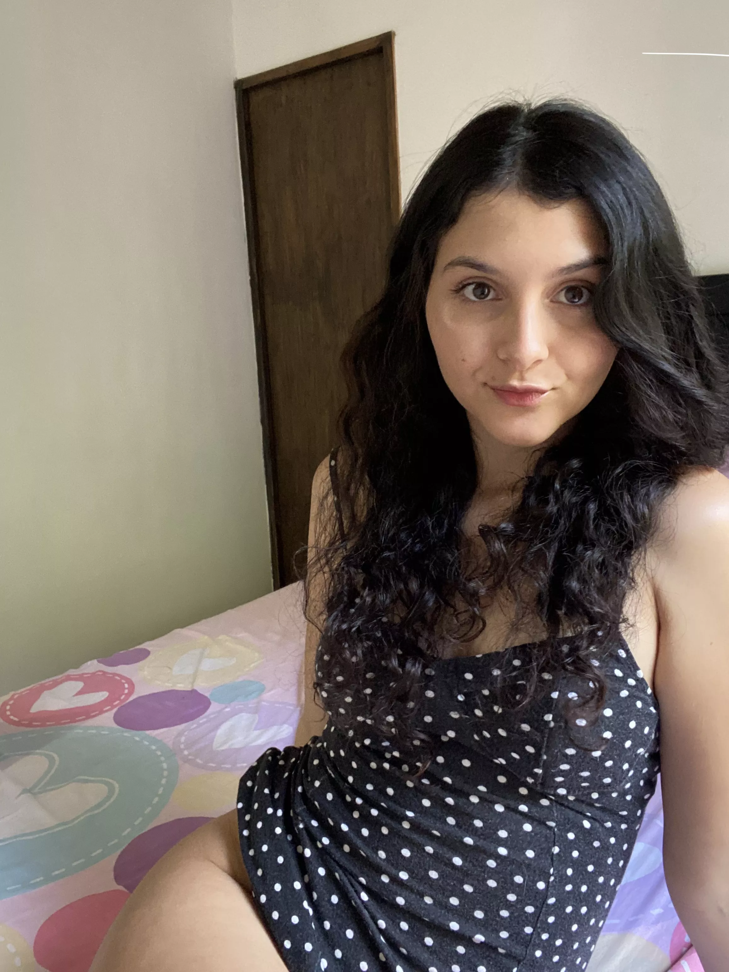 Can you handle a dirty latina? 😈