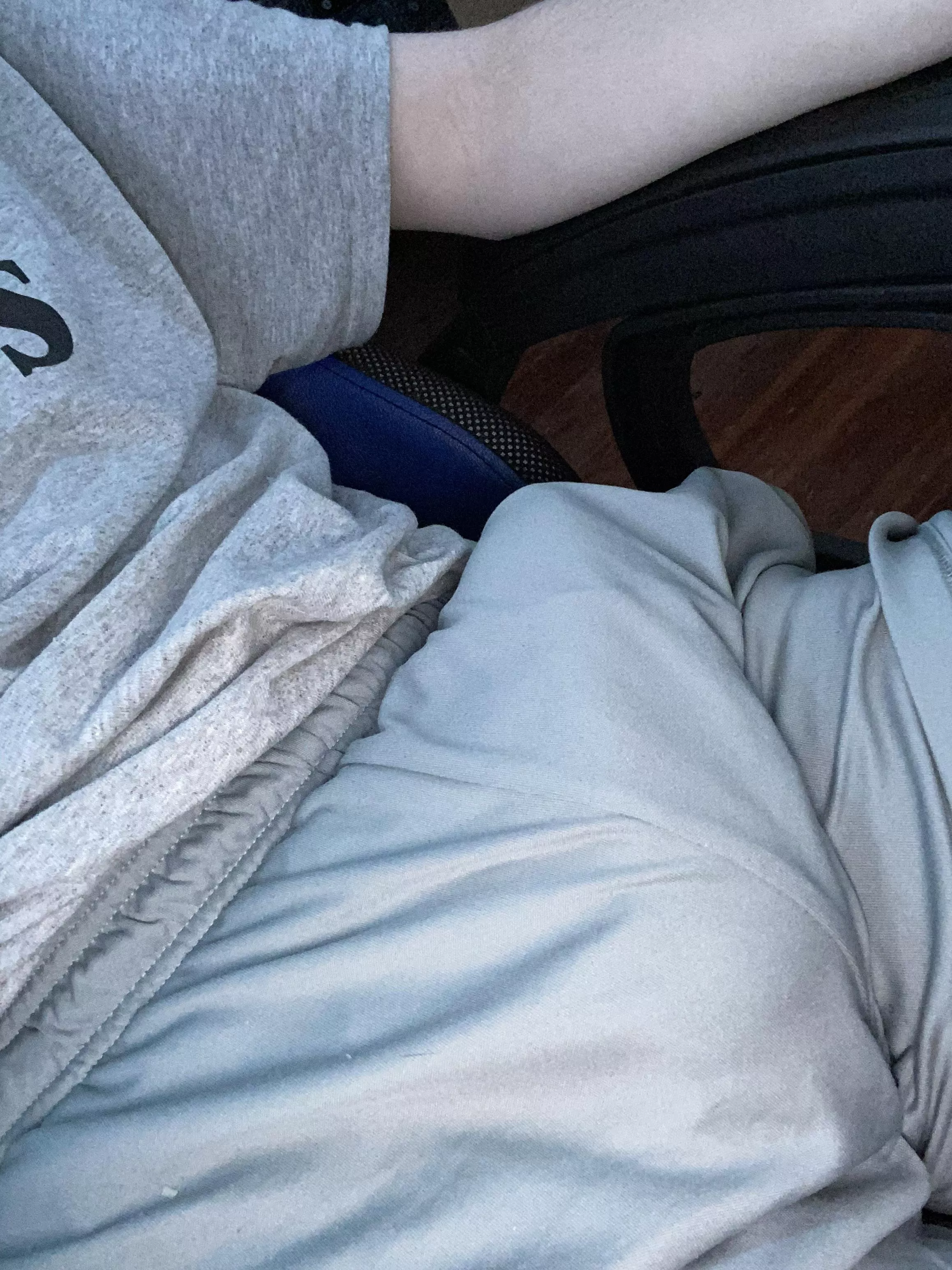 Could you free it from my shorts?