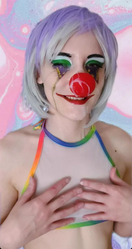 cum on my nose.🤡 Honk honk