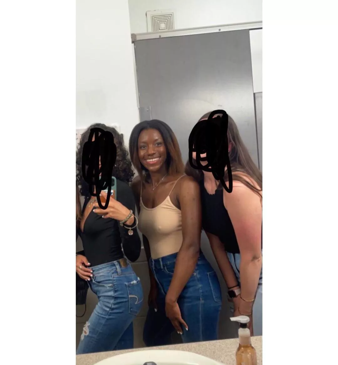 Didn’t realize the pokies after my besties took this pic lol