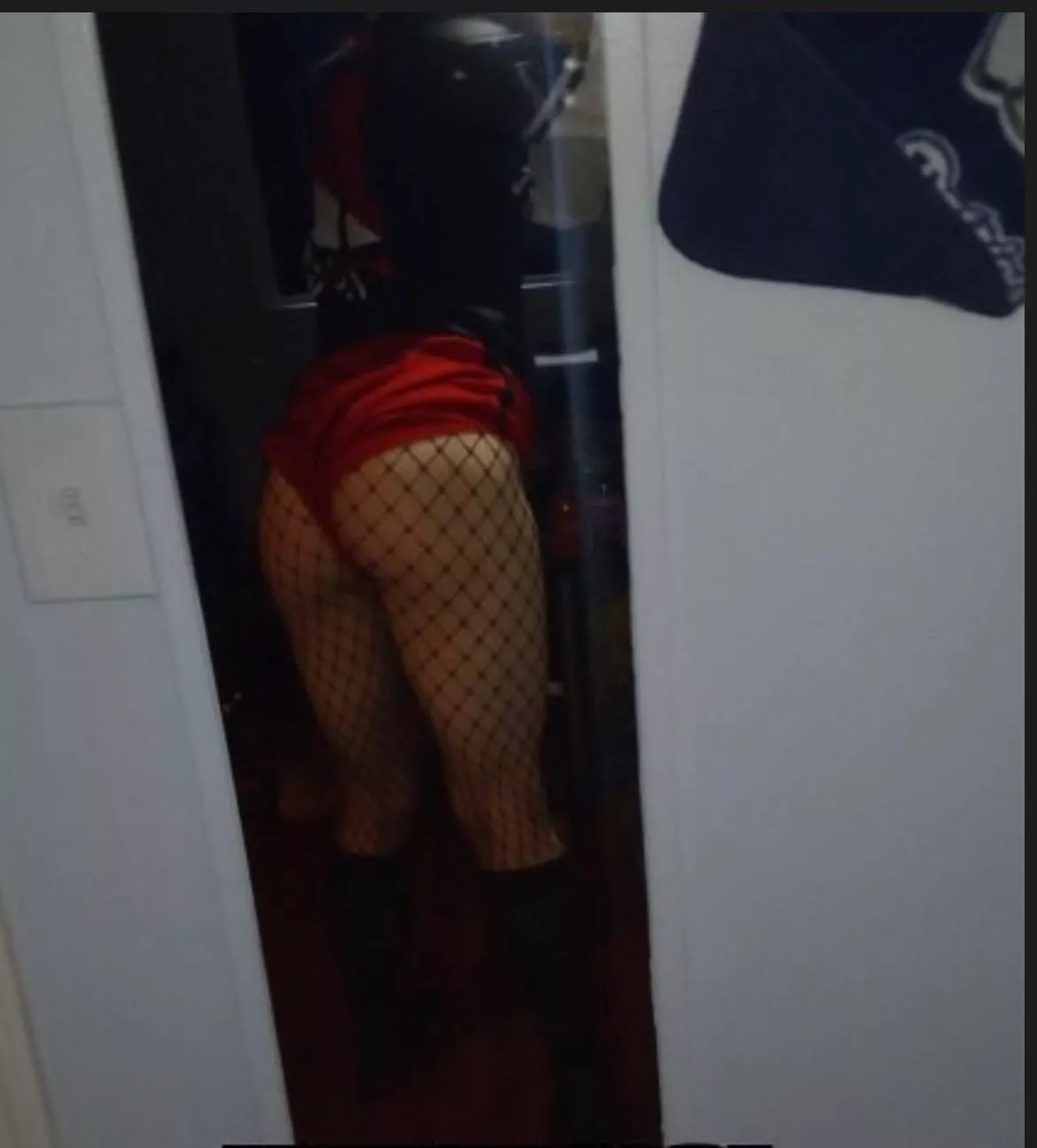 do you think i look good in fishnets?