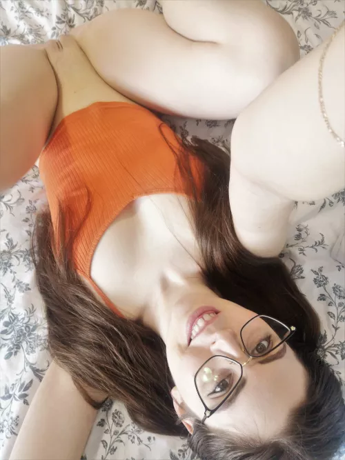 does my pussy look cute in this pic?