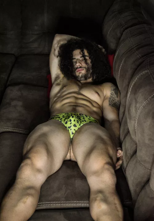 Does this one look good on me?