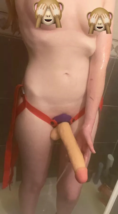Ever been fucked in the shower? 🍆🫦