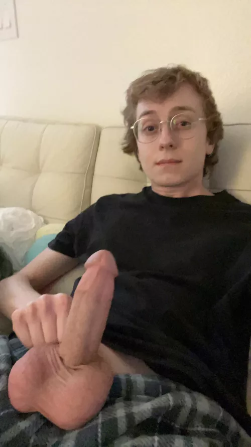 Feeling cocky, bet you can't beat my dick 😈