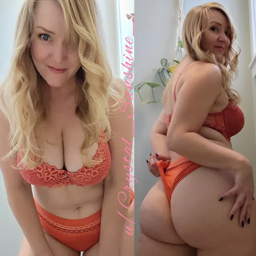 Giving you all the juicy views [F49]