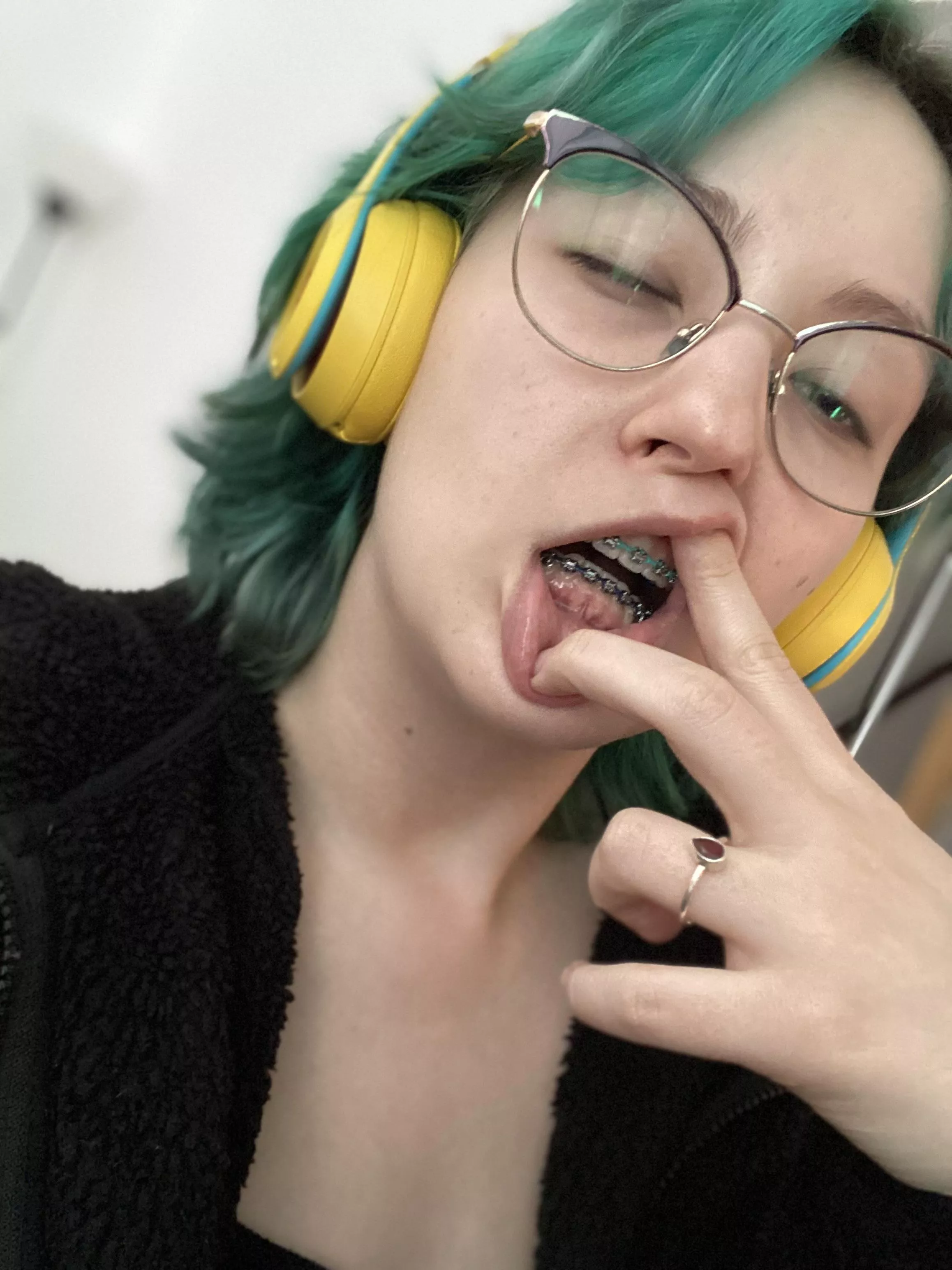 Going green and black next with the bands 😇