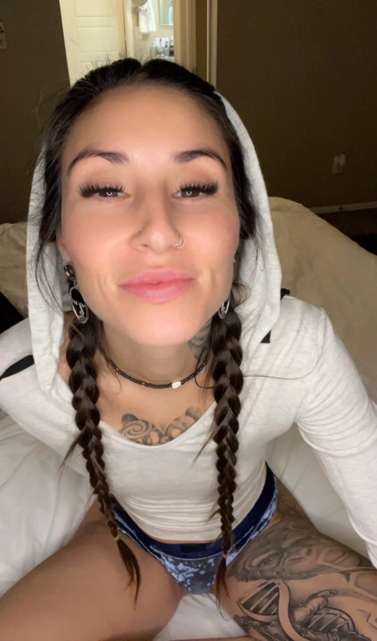 Good morning 😽 [F]31