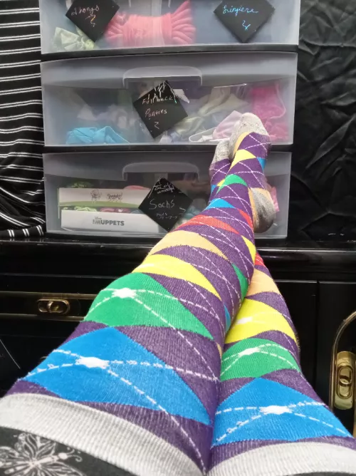 Gotta stay warm on these cold days! $40 for four days of wear, free us shipping! DM me!