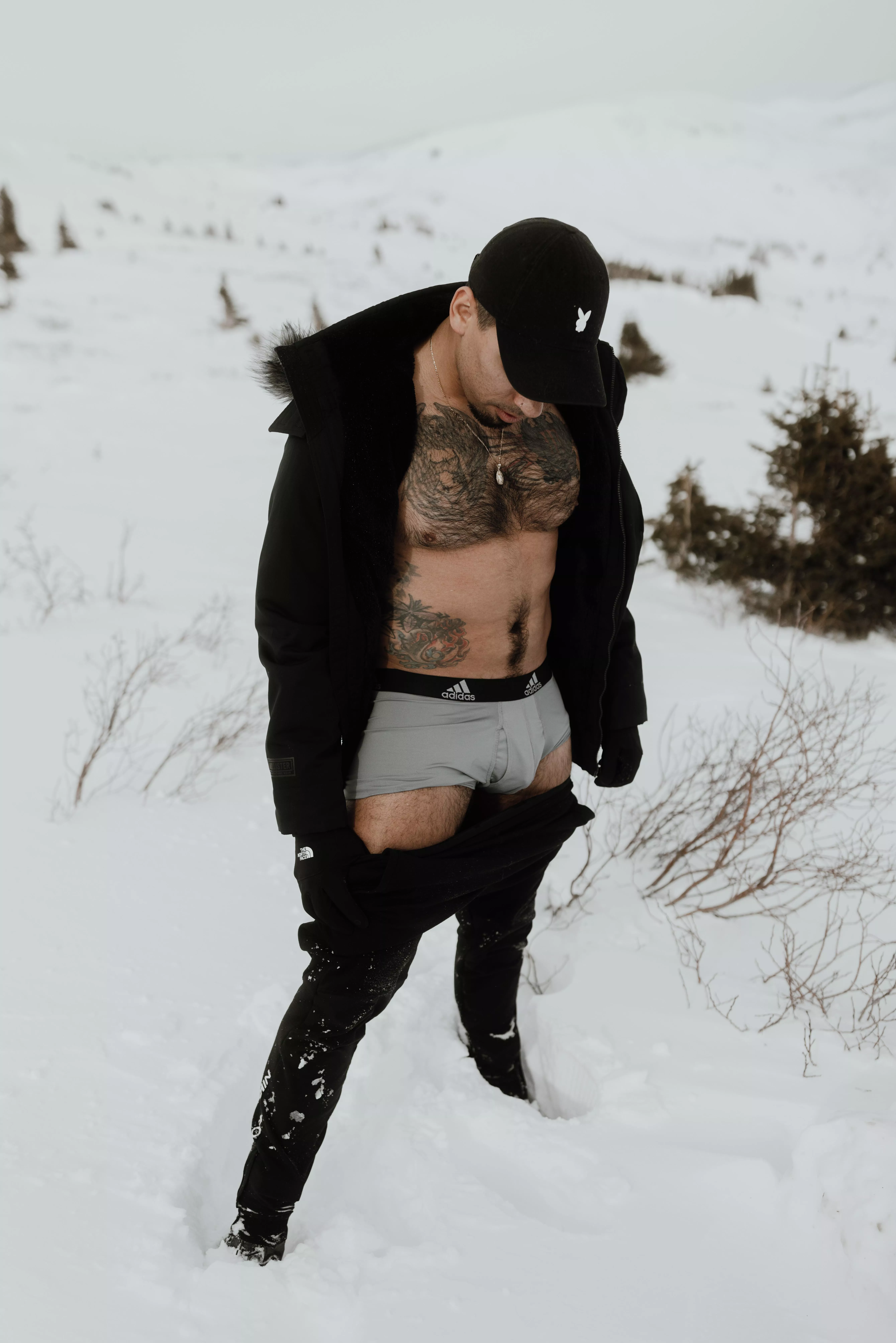 Had to show off the underwear on my hike 😏