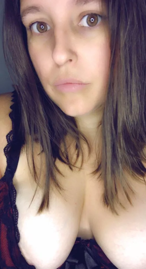 Happy Saturday! cum say hi😉