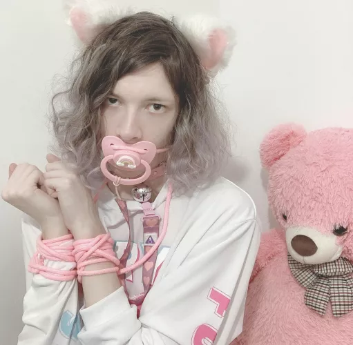 Help me take this paci out!! I’m not a baby!!