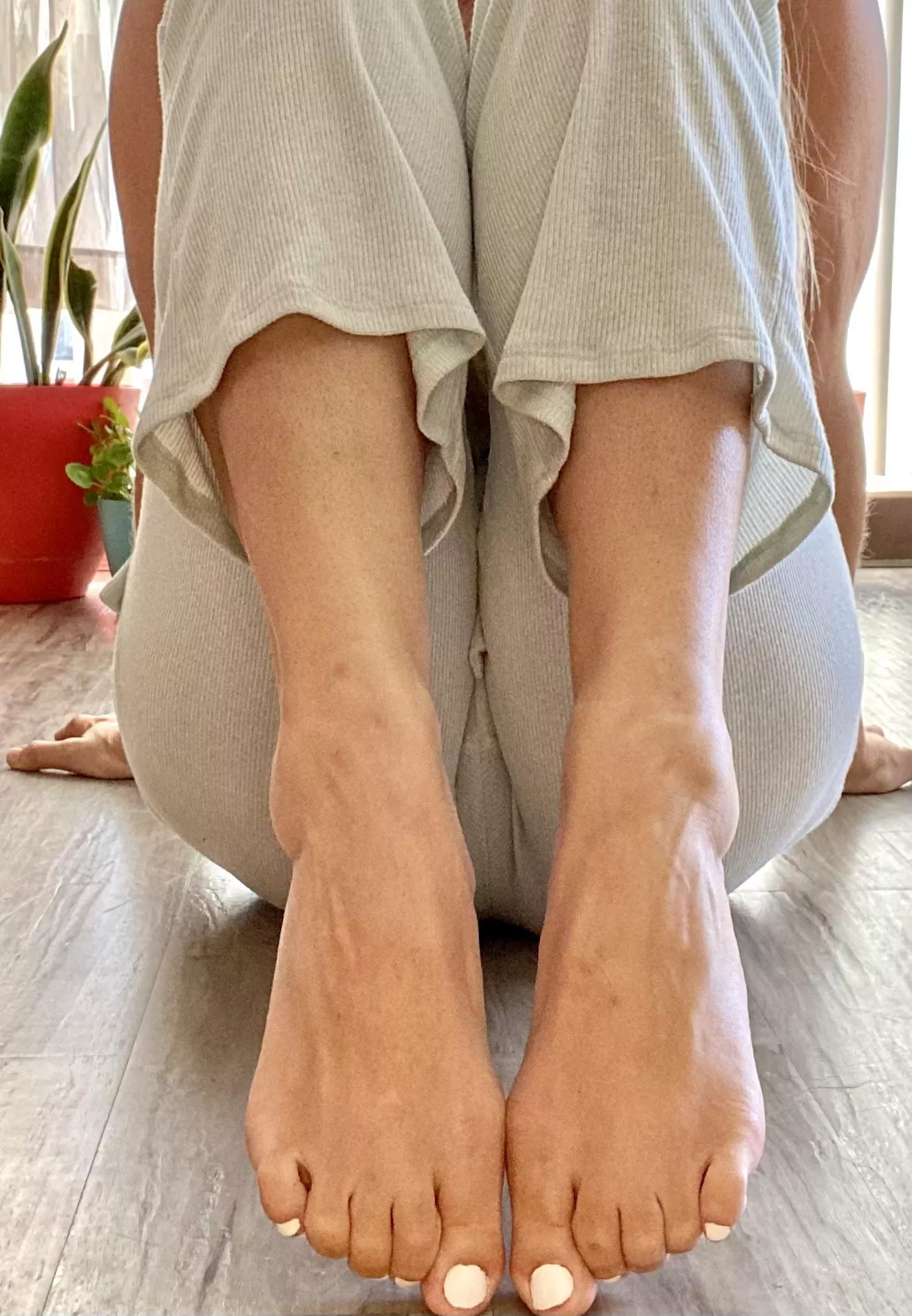 Hey you. Oh… not you. I was waving at the person behind you. I hate that shit. It was you!