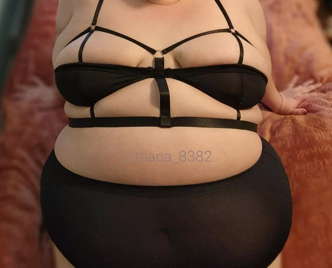 Hi there 😉 Wanna come sit with me? We can see where things go...