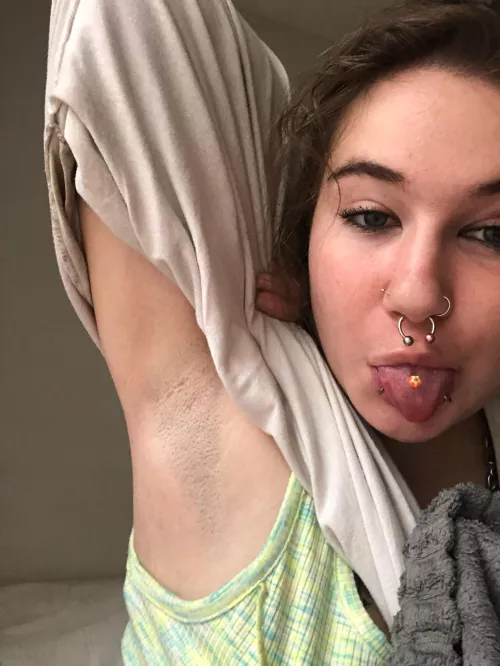 How’s this for a yummy lick (: 19f