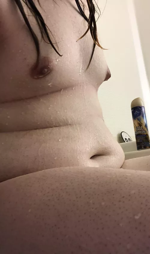 I need a big fat dom bf so bad 😭