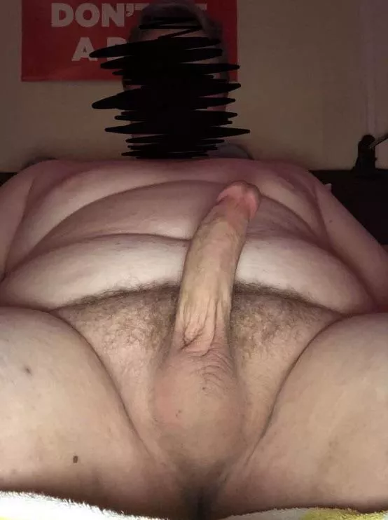 I need your lips around my cock asap🥵