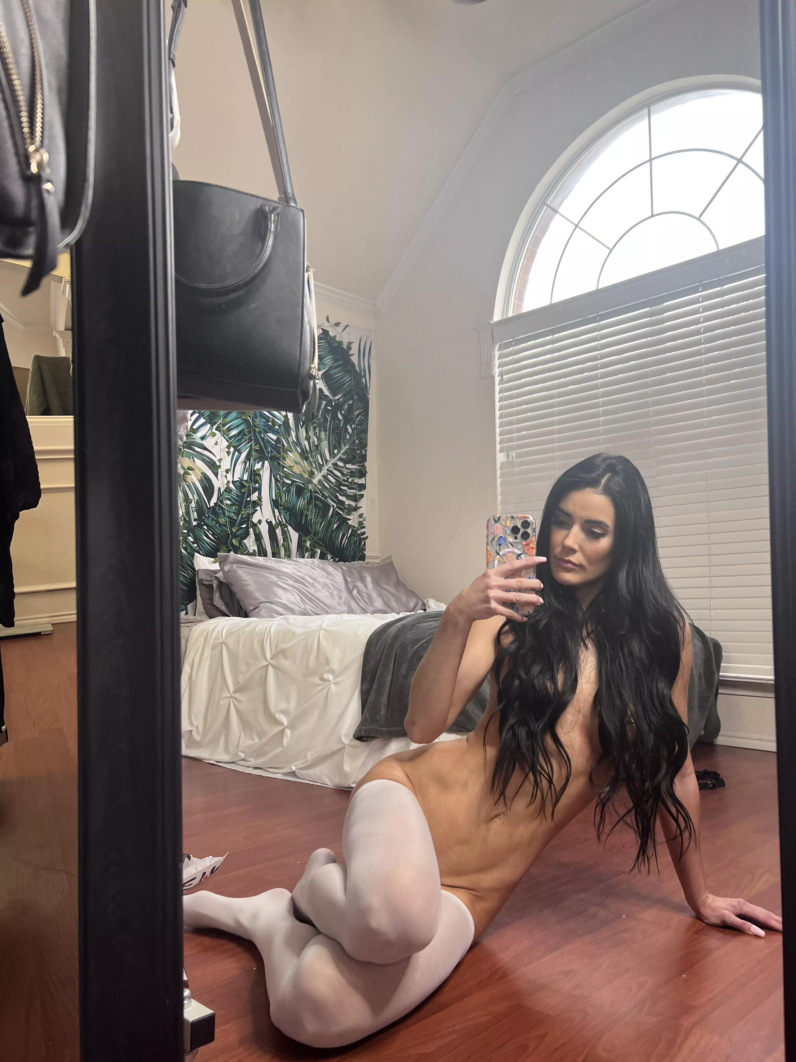 I’m picturing you in the mirror with me 🫶🏻