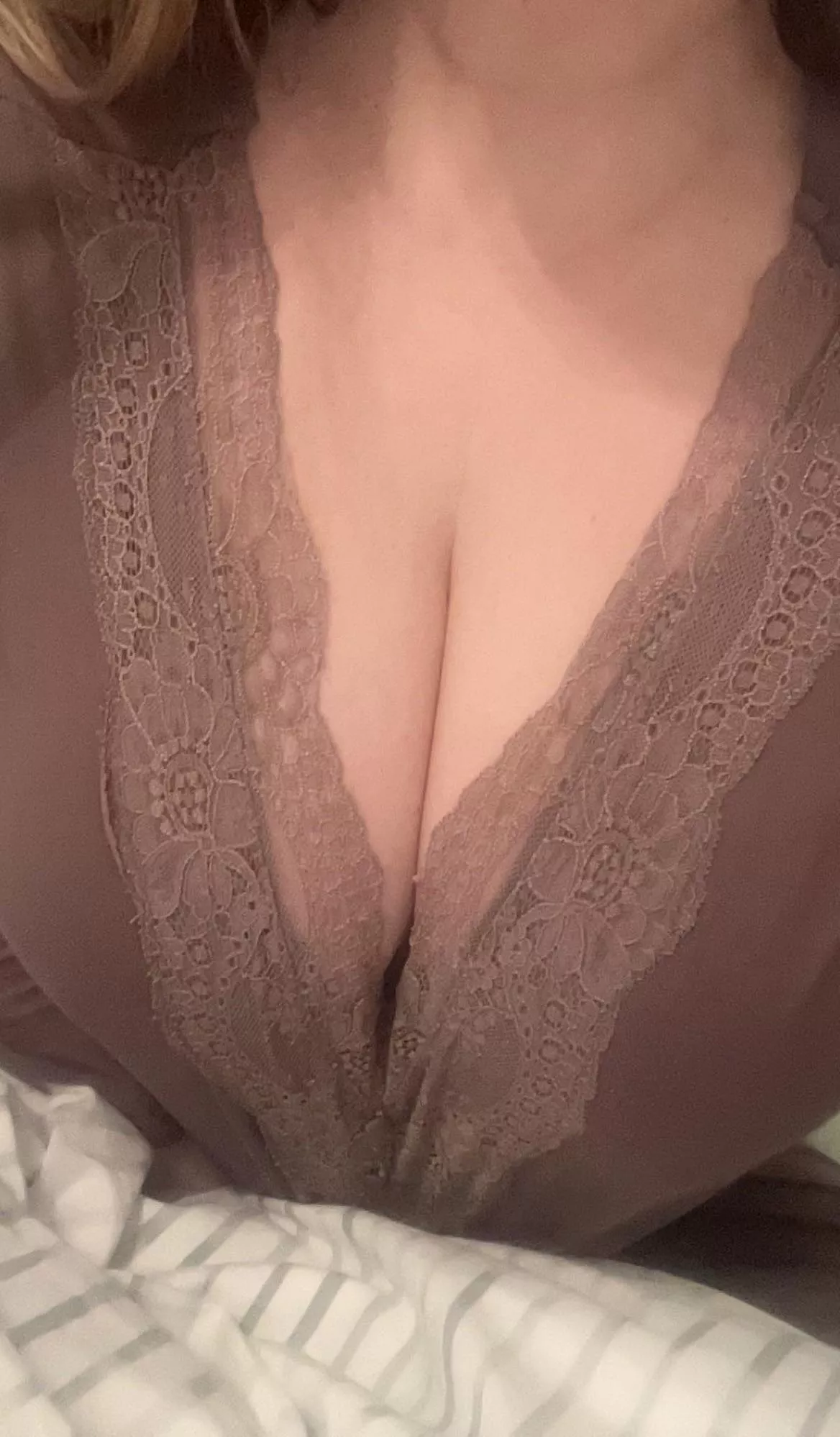 Lazy Sundays in bed 😎😏💋