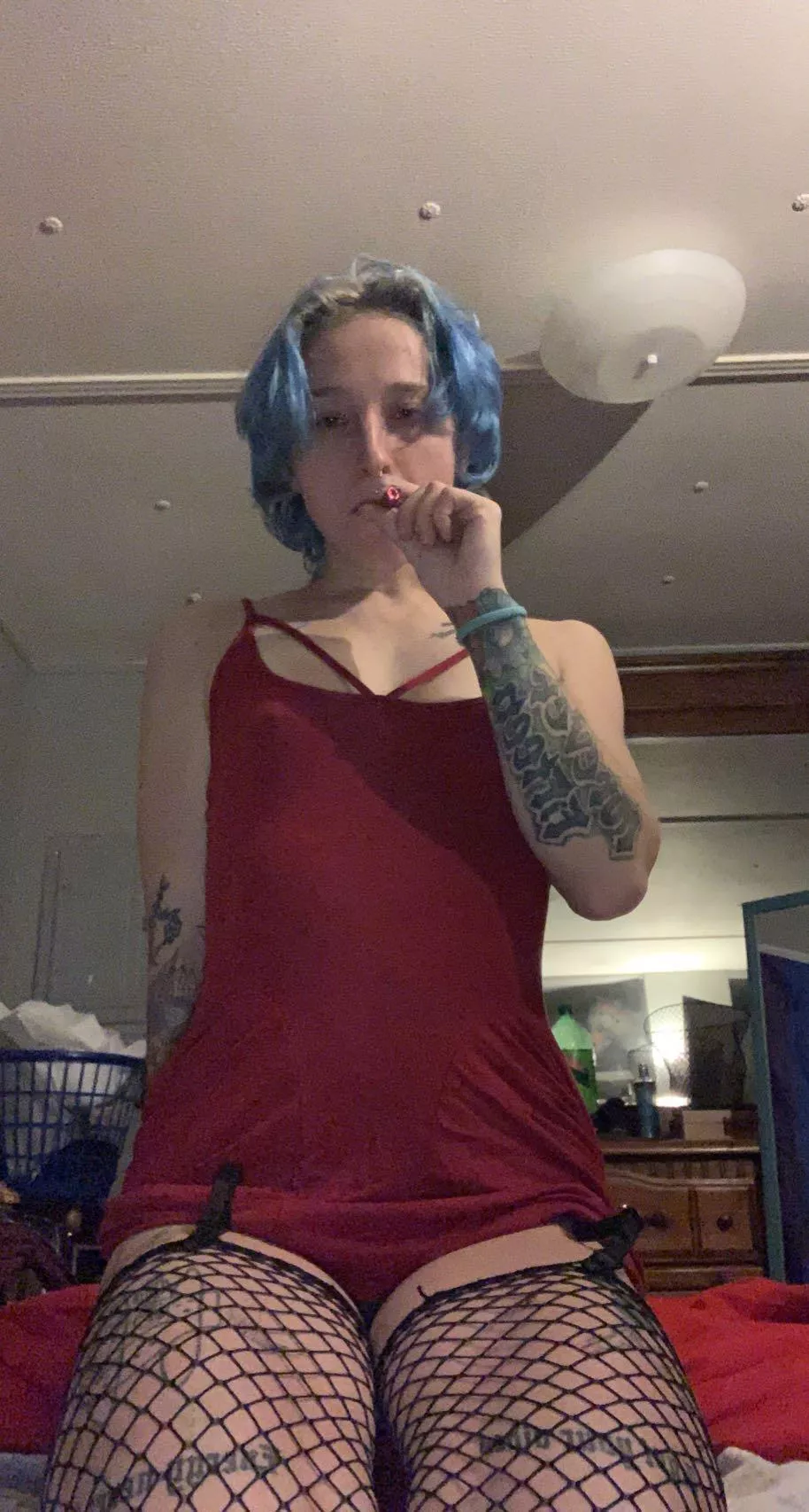 let’s smoke 😈👀