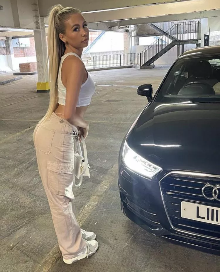 Libby knows what she wants… 😈