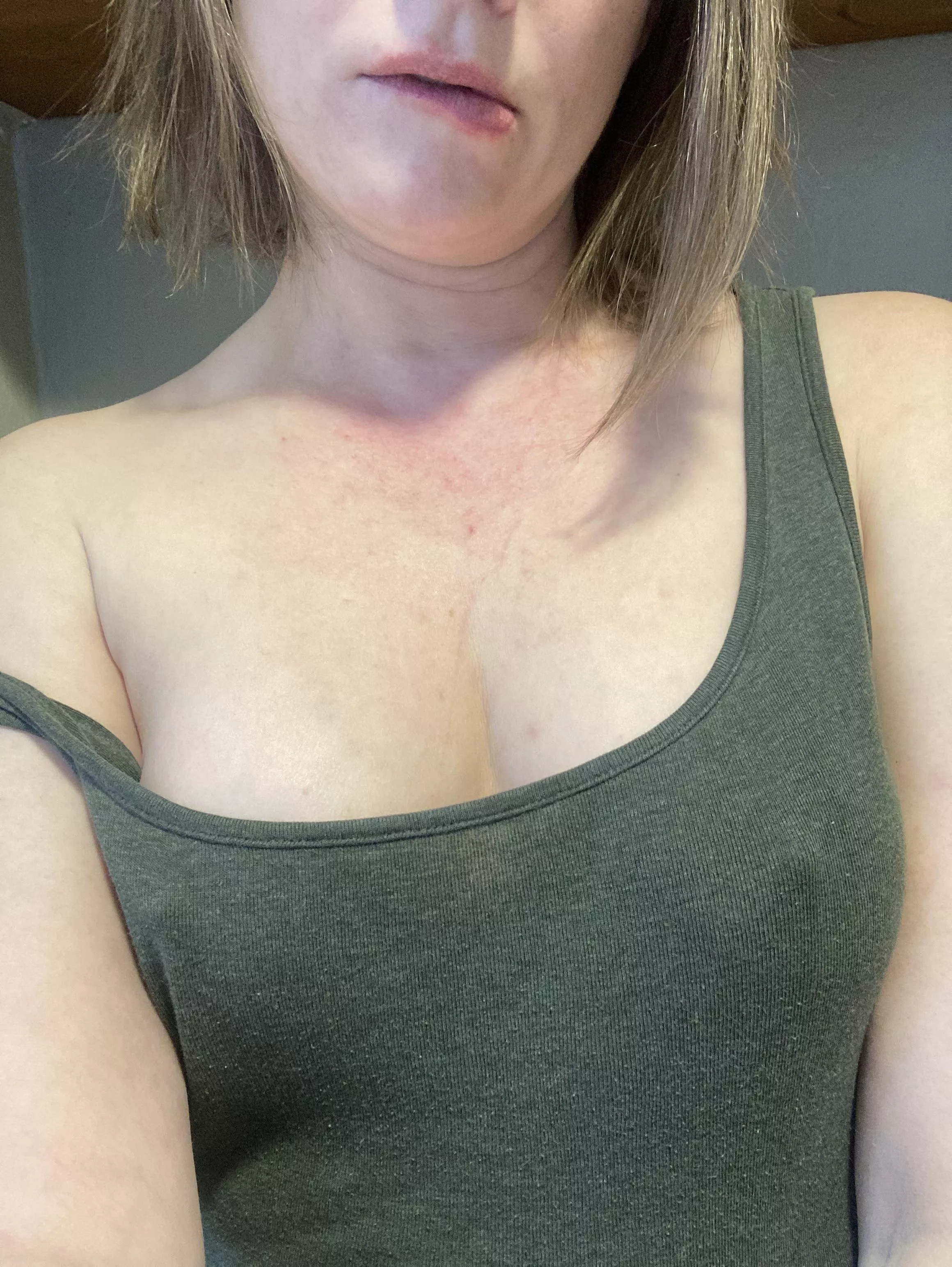 Little cheeky show 😏