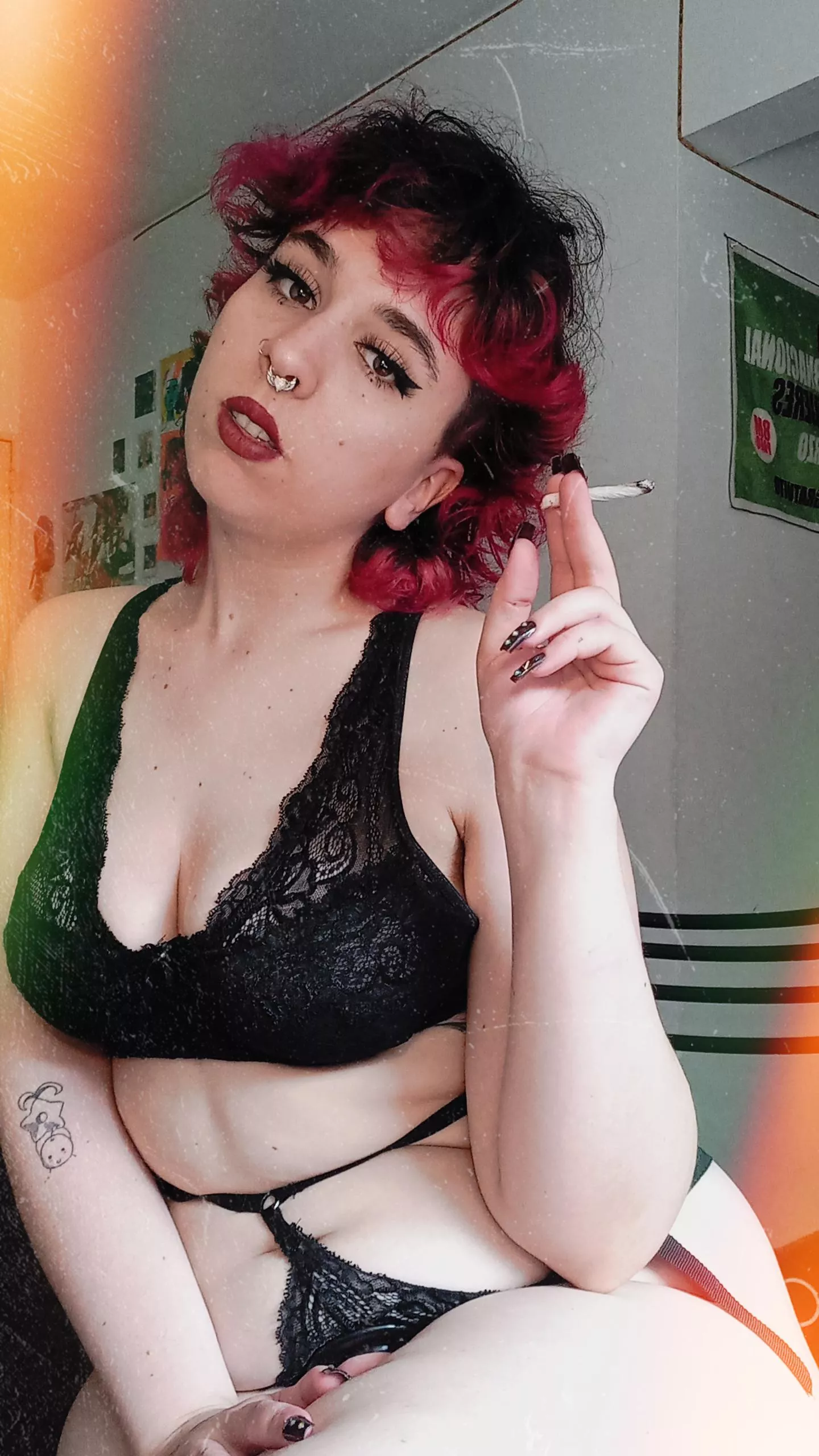 Little cigarrette break here 🔥