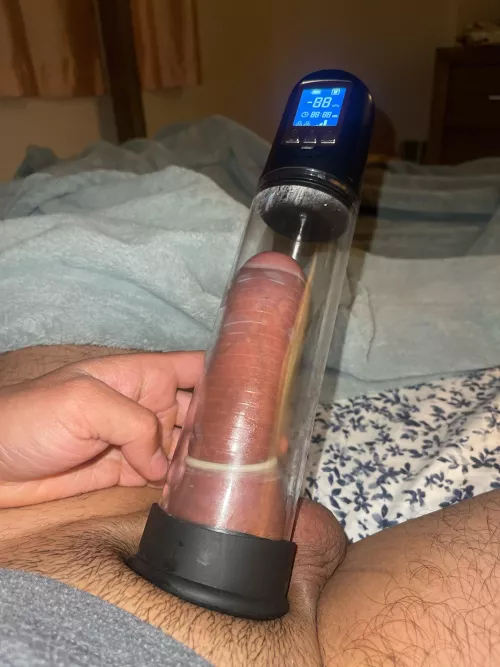 Love Pumping my cock