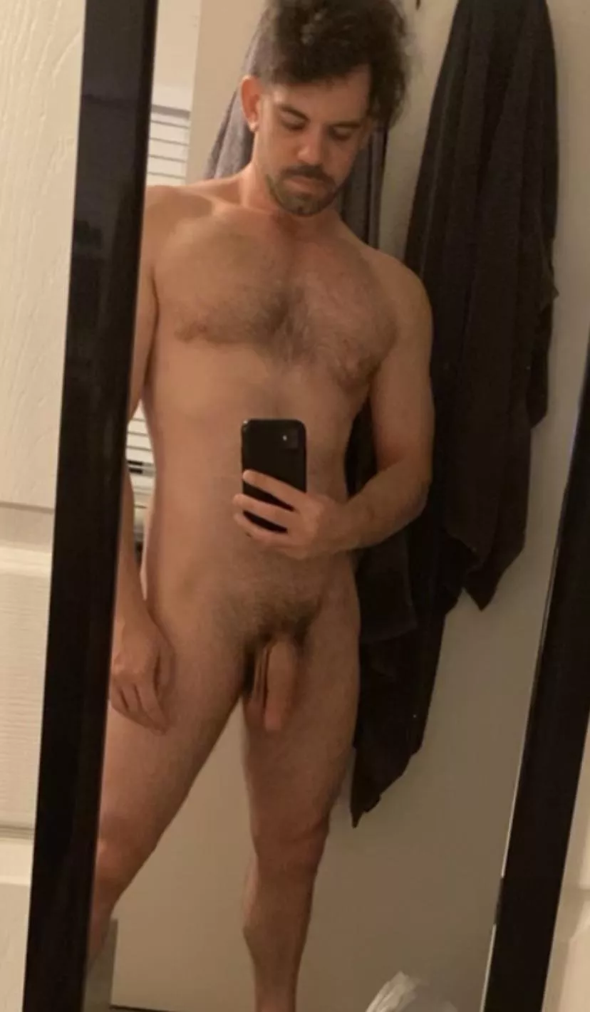(M)