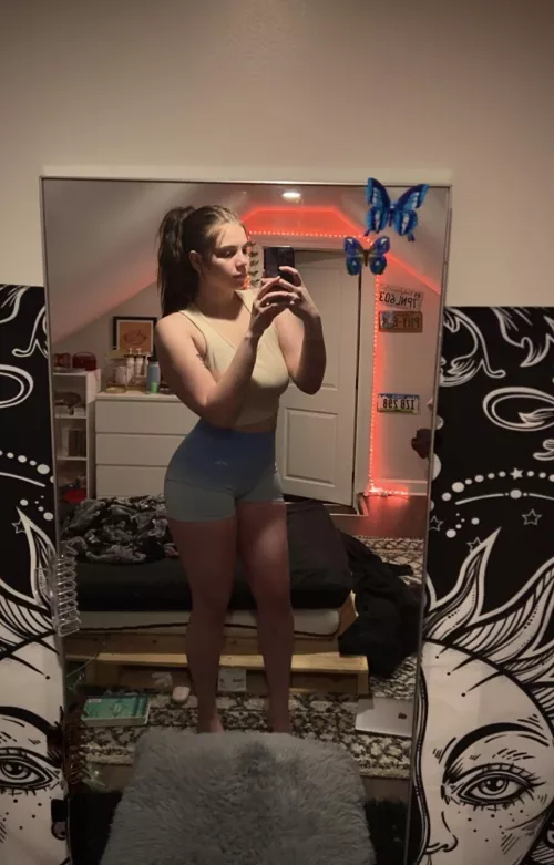 Might be too wild for the gym [F]