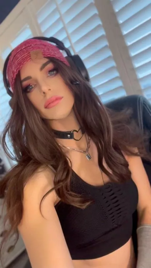 More makeup than an entire cake... Going for the E-Girl kinda look. I can't get the fake eyelashes to curve with the eye.. The eyes could be better but I struggle. After this shot I glued my eye shut trying to fix it & almost ended up having to expl