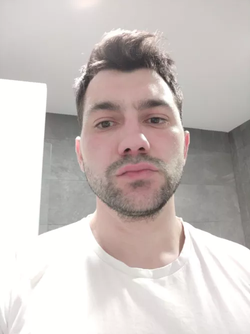 My face after working on the yard all day, send hugs 😫