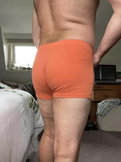 Peachy keen? 🍑🥵🧡🔥