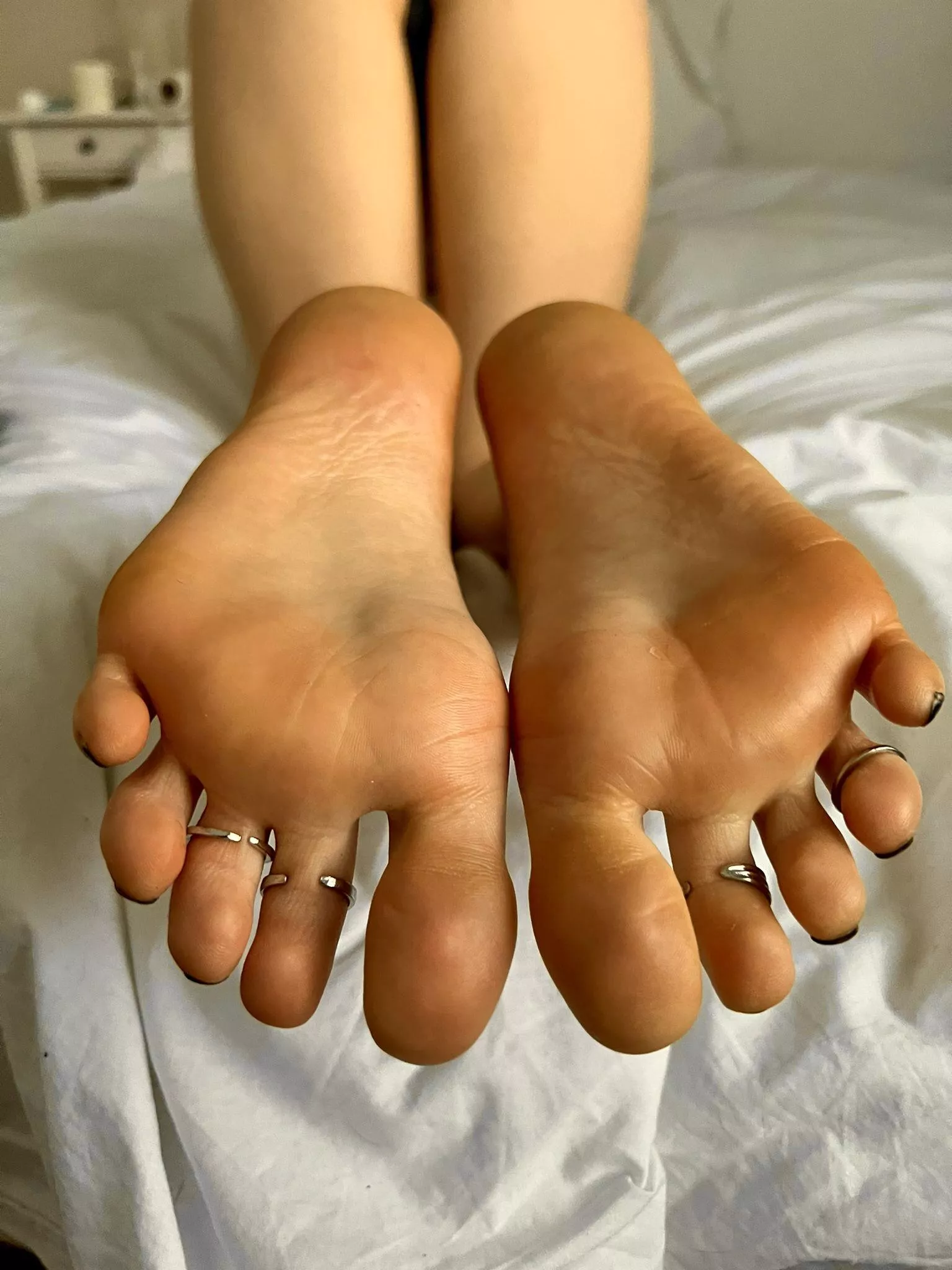 Place your nose there 🥵🖤