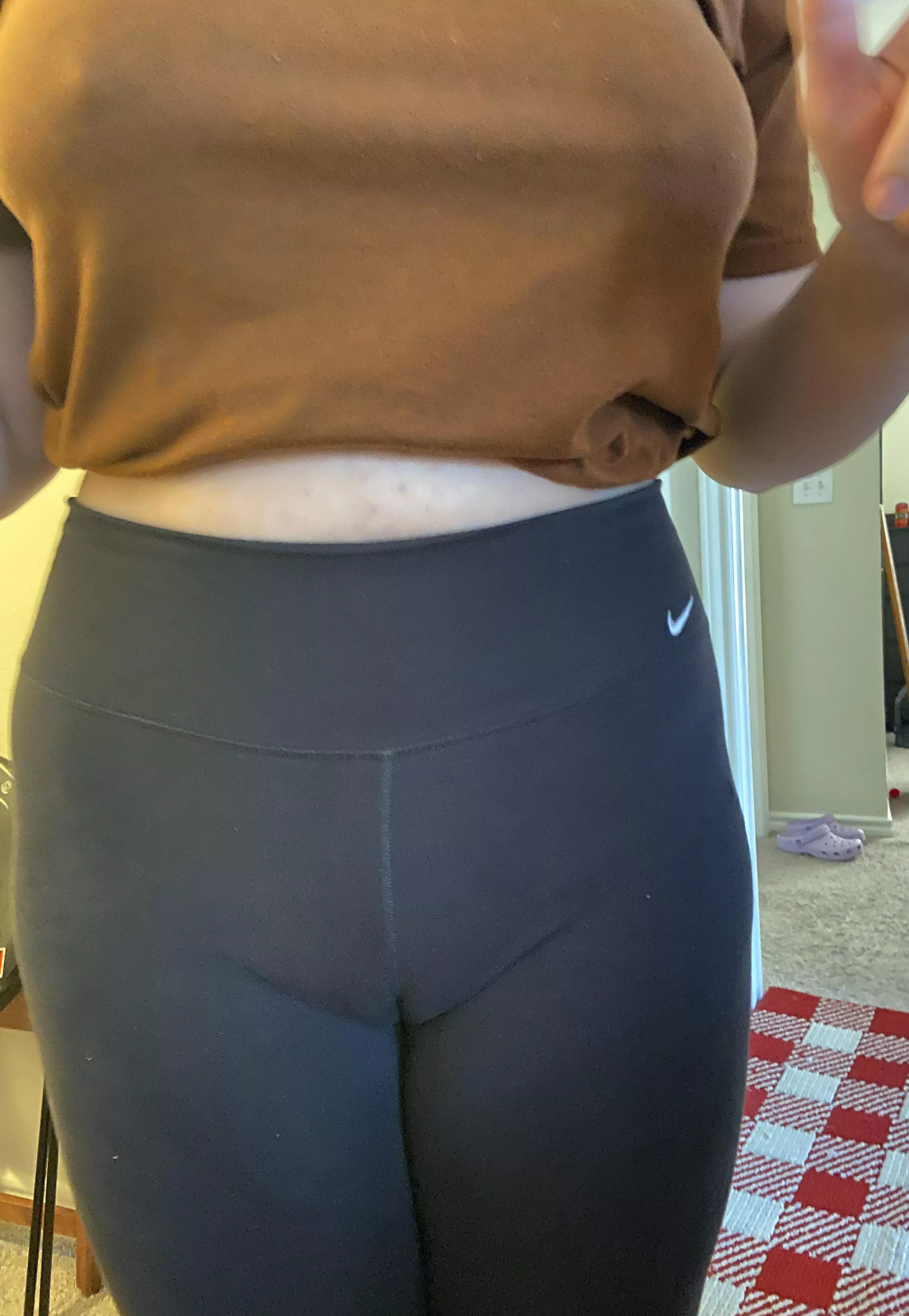 Pokies and cameltoes, I bring the excitement!